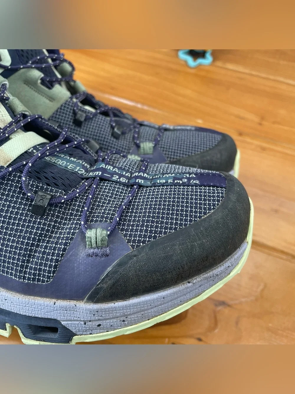 On Running Cloudtrax Womens Size 9 Reseda Lavender Mid Hiking Shoes 53.99053